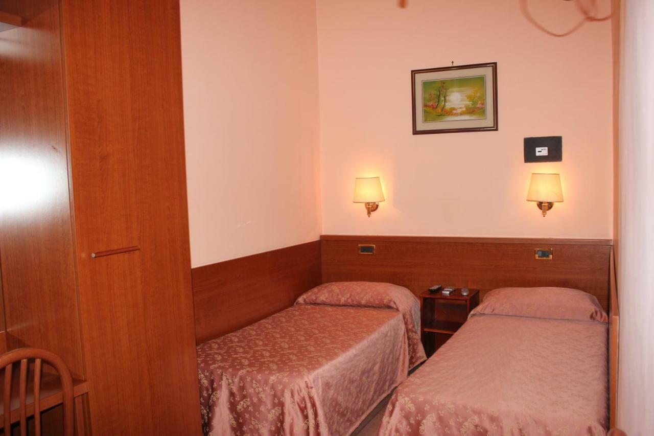 Alex City Inn III 罗马 外观 照片