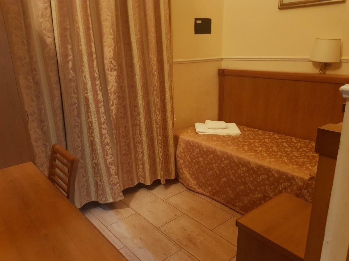 Alex City Inn III 罗马 外观 照片